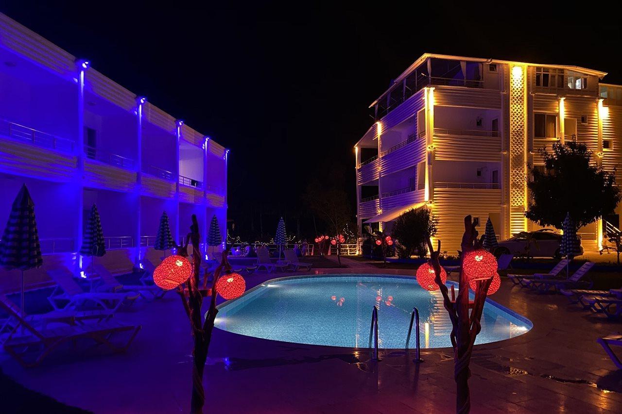 Kızılot Aroma Butik Hotel מראה חיצוני תמונה