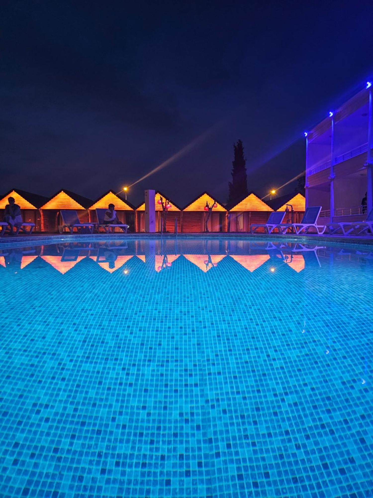 Kızılot Aroma Butik Hotel מראה חיצוני תמונה